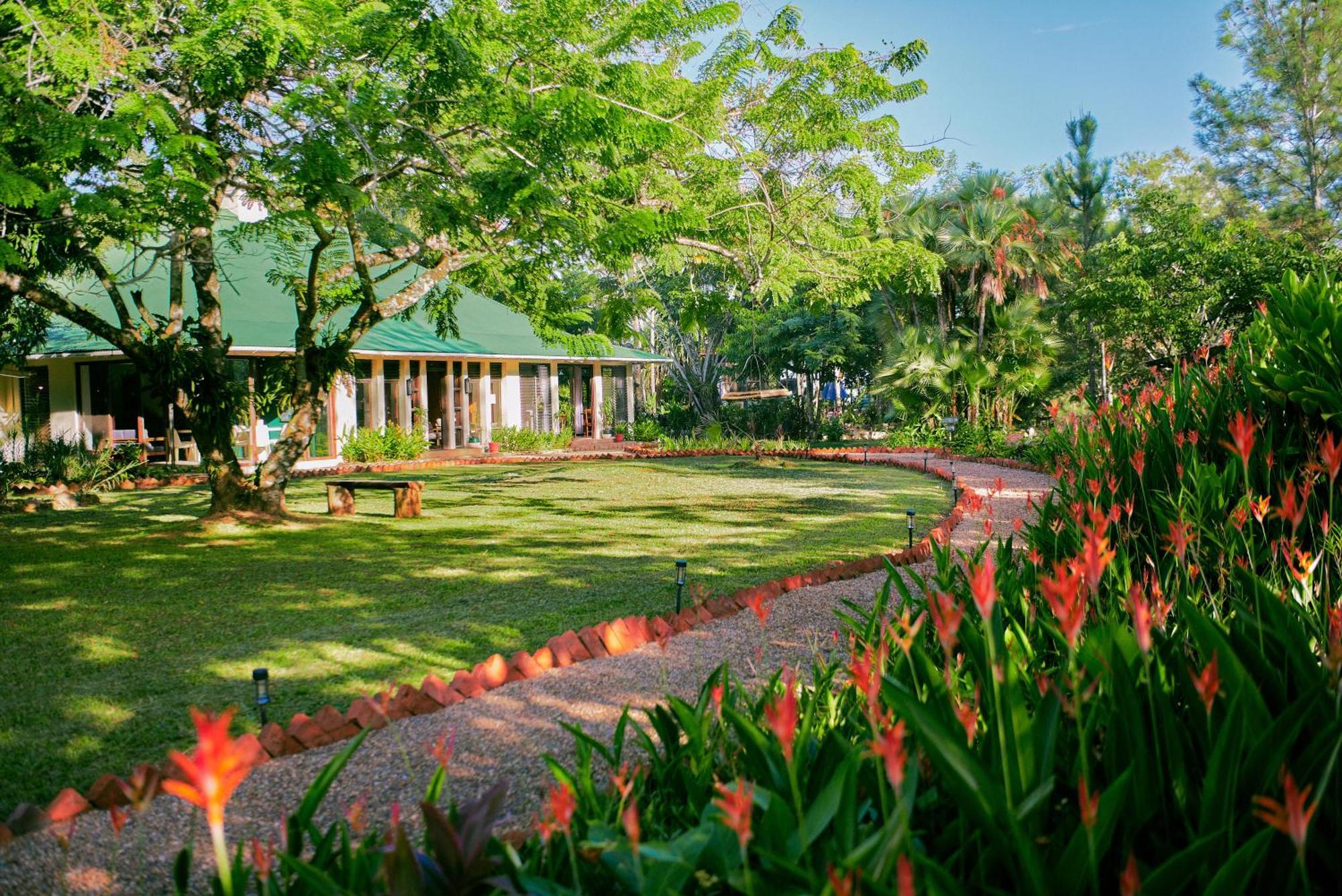 Hidden Valley Wilderness Lodge Blancaneau Exterior foto
